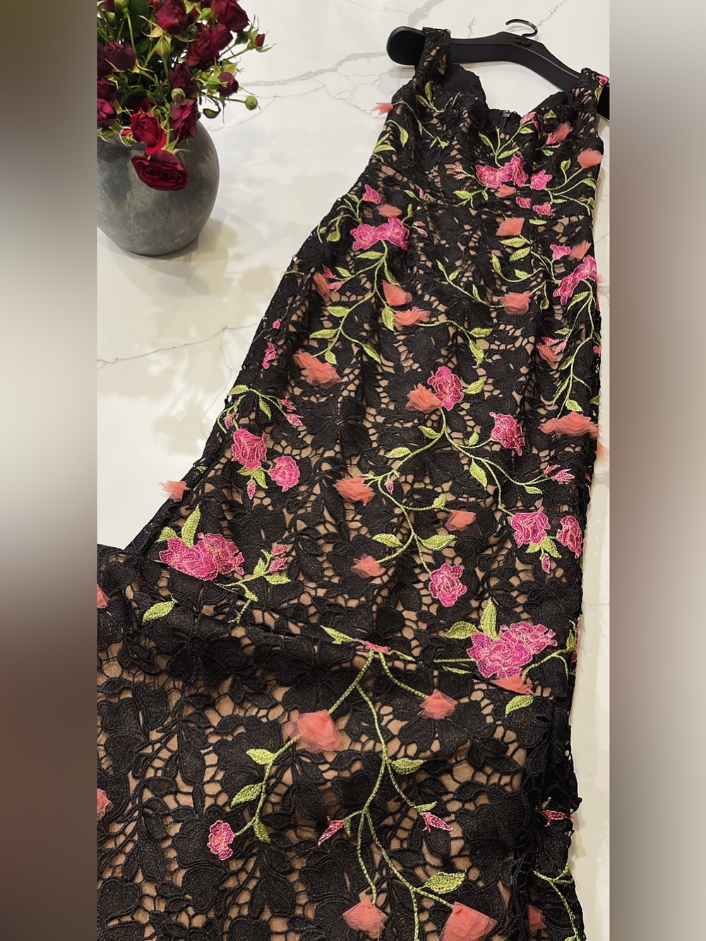 DRESS THE POPULATION Josie Floral Appliqué Sleeveless Gown In Black Multi Size S - Picture 3 of 17